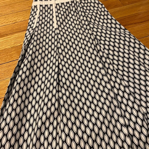 Gap limited edition a line skirt size 14 stretch - Picture 2 of 7